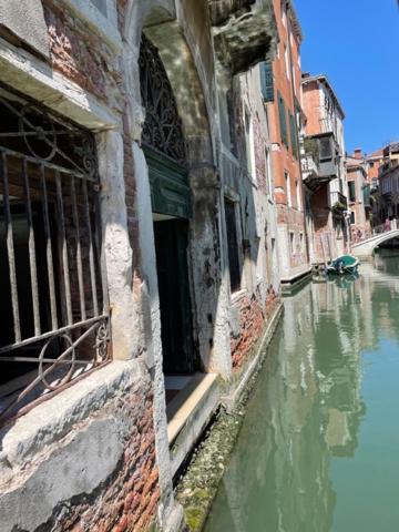 San Marco Apartment With Canal View Venecia Exterior foto