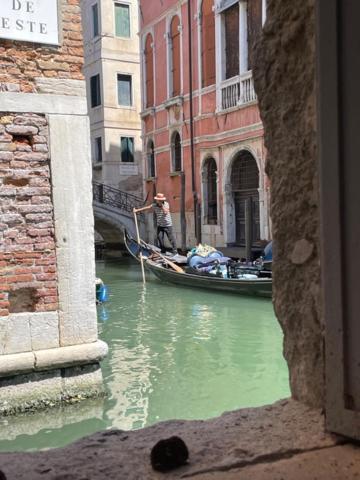 San Marco Apartment With Canal View Venecia Exterior foto