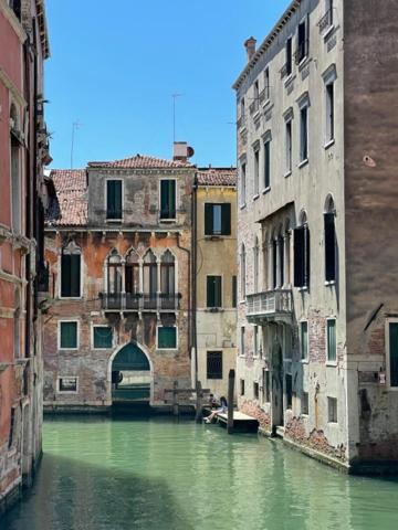 San Marco Apartment With Canal View Venecia Exterior foto