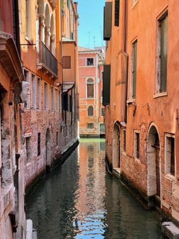 San Marco Apartment With Canal View Venecia Exterior foto
